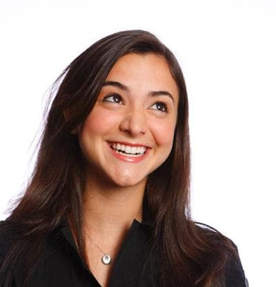 Vanessa Larco headshot